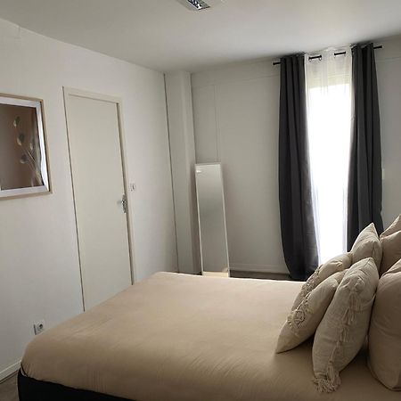 Maison Spacieuse Et Confortable 100M2 Avec Jardin Val-de-Reuil ภายนอก รูปภาพ