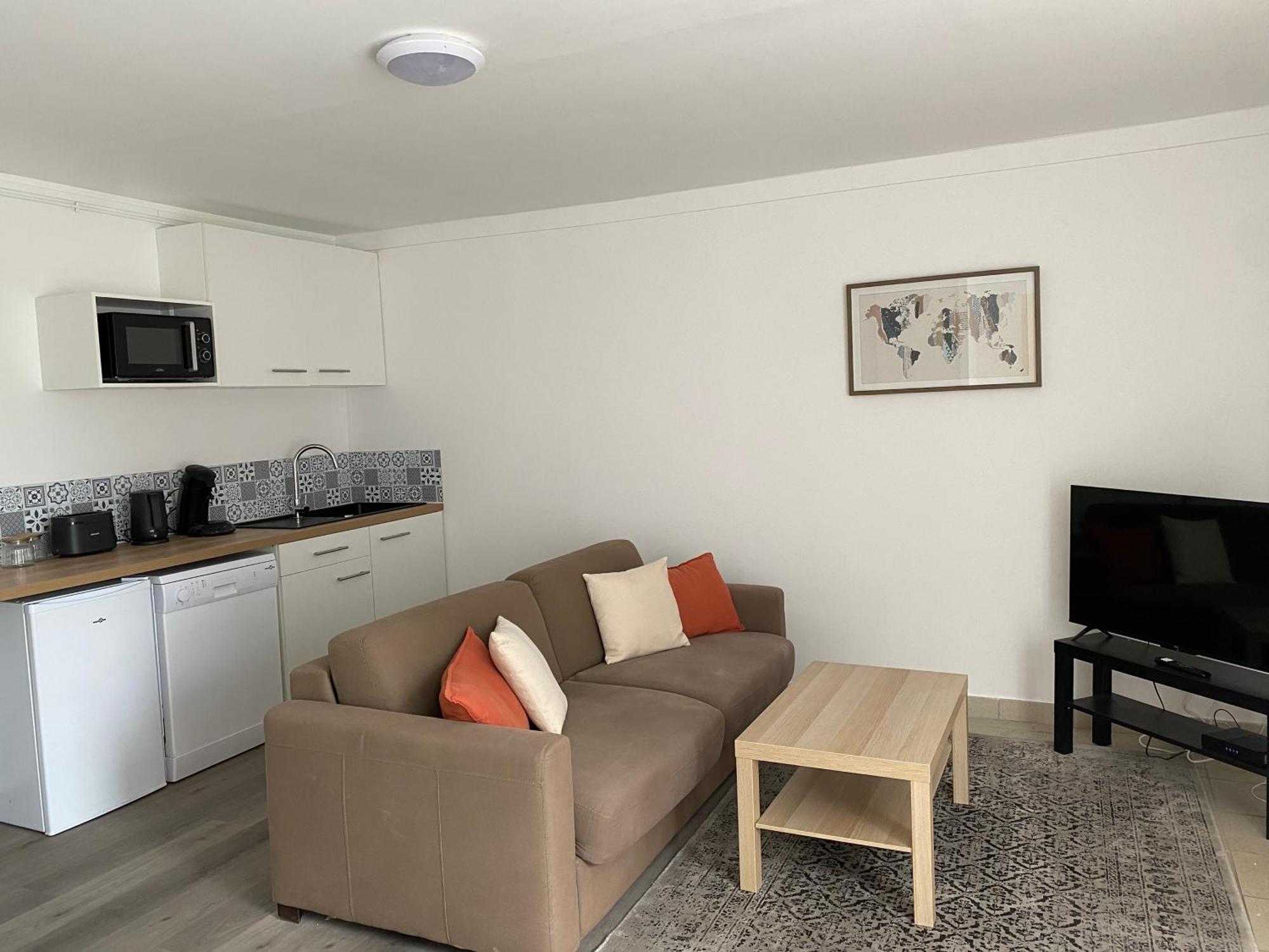 Maison Spacieuse Et Confortable 100M2 Avec Jardin Val-de-Reuil ภายนอก รูปภาพ
